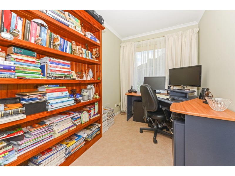 13 Fairisle Terrace, Howrah TAS 7018