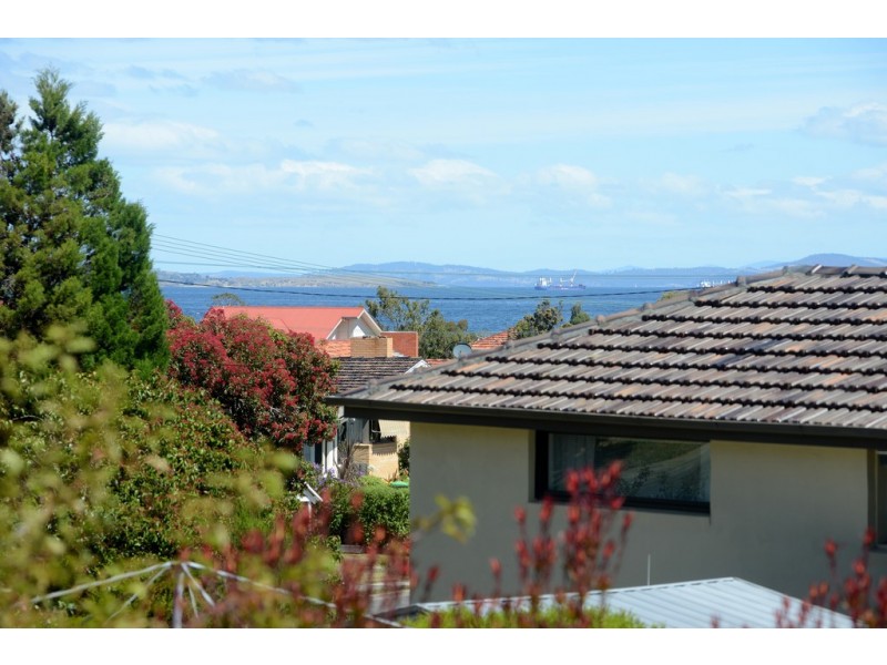 1 Tollowie Street, Howrah TAS 7018