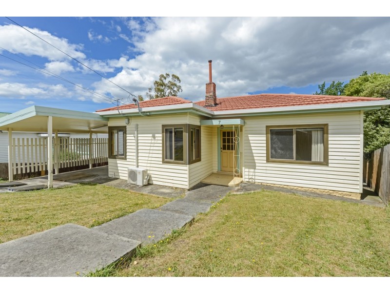 7 Hurlstone Crescent, Moonah TAS 7009
