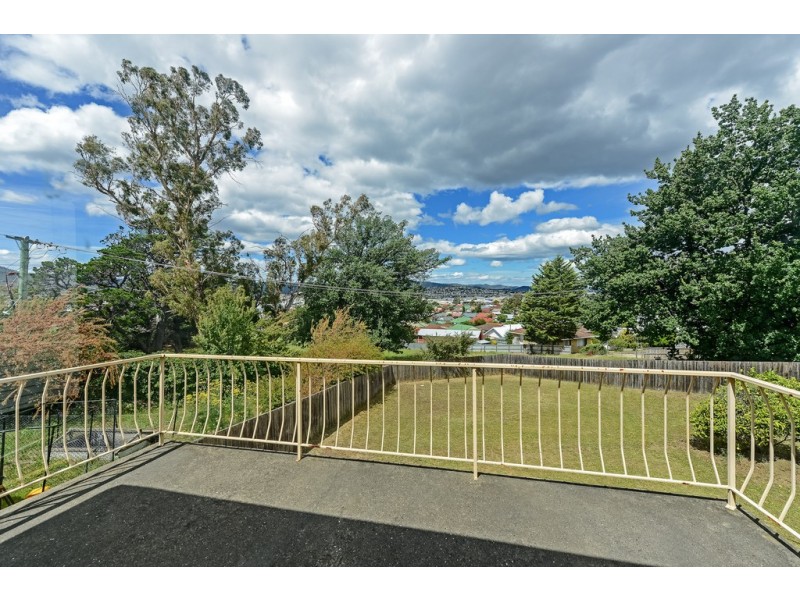 7 Hurlstone Crescent, Moonah TAS 7009