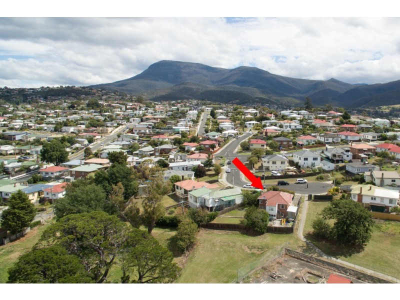 11 Hurlstone Crescent, Moonah TAS 7009