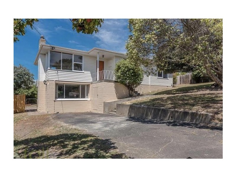 8 Asquith Court, Claremont TAS 7011