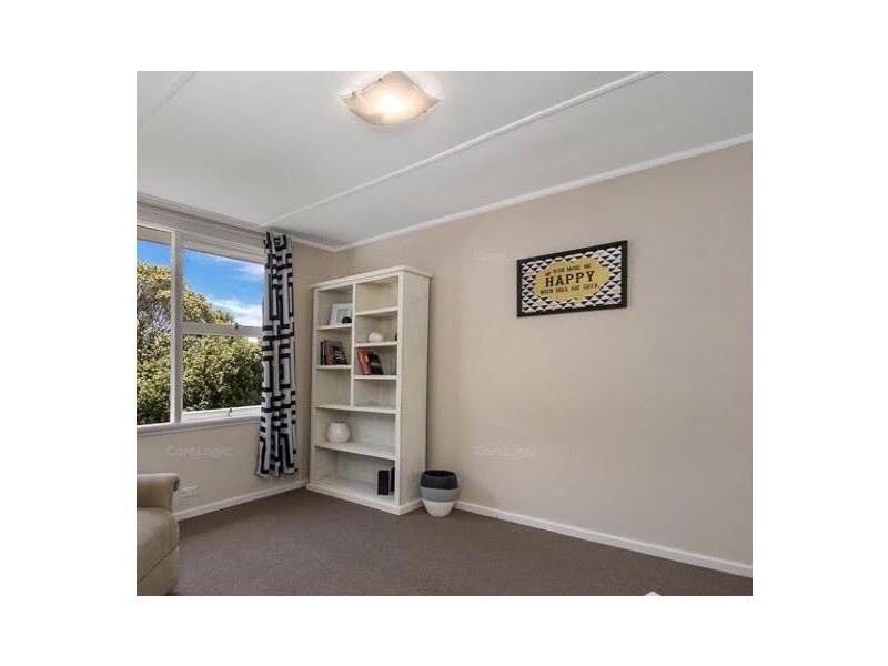 8 Asquith Court, Claremont TAS 7011