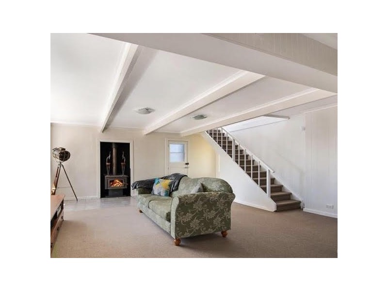 8 Asquith Court, Claremont TAS 7011