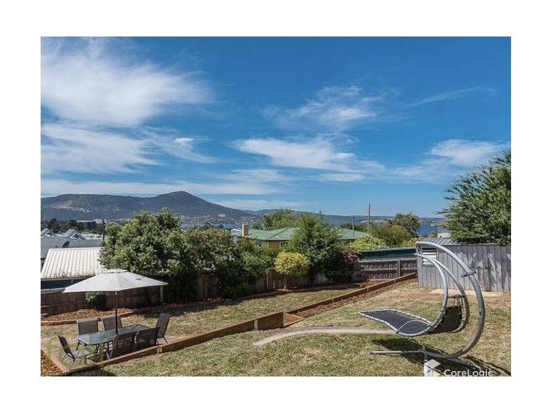 8 Asquith Court, Claremont TAS 7011