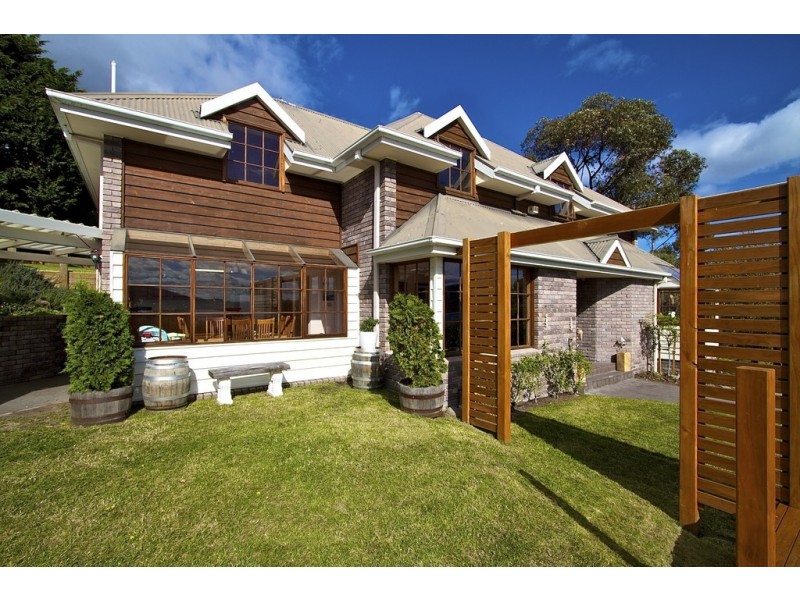30 Bayside Drive, Lauderdale TAS 7021