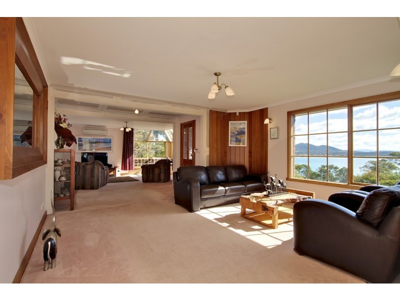 30 Bayside Drive, Lauderdale TAS 7021