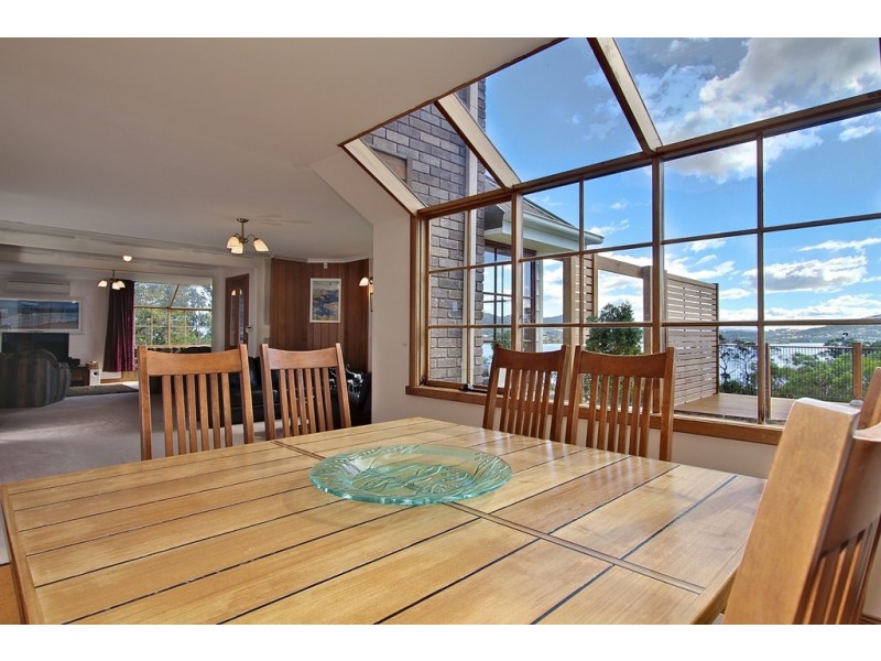 30 Bayside Drive, Lauderdale TAS 7021