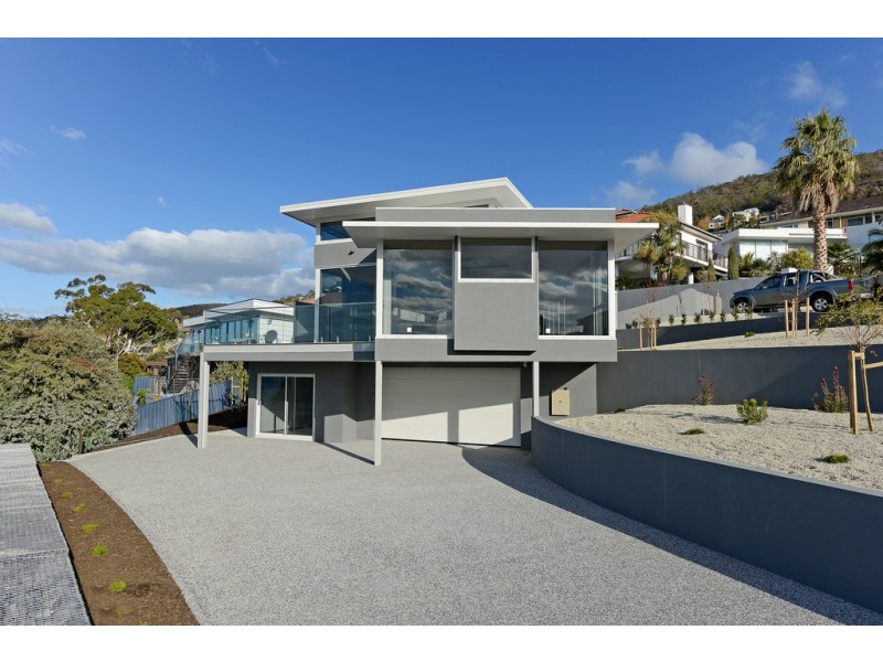 26 Shepherd Street, Sandy Bay TAS 7005