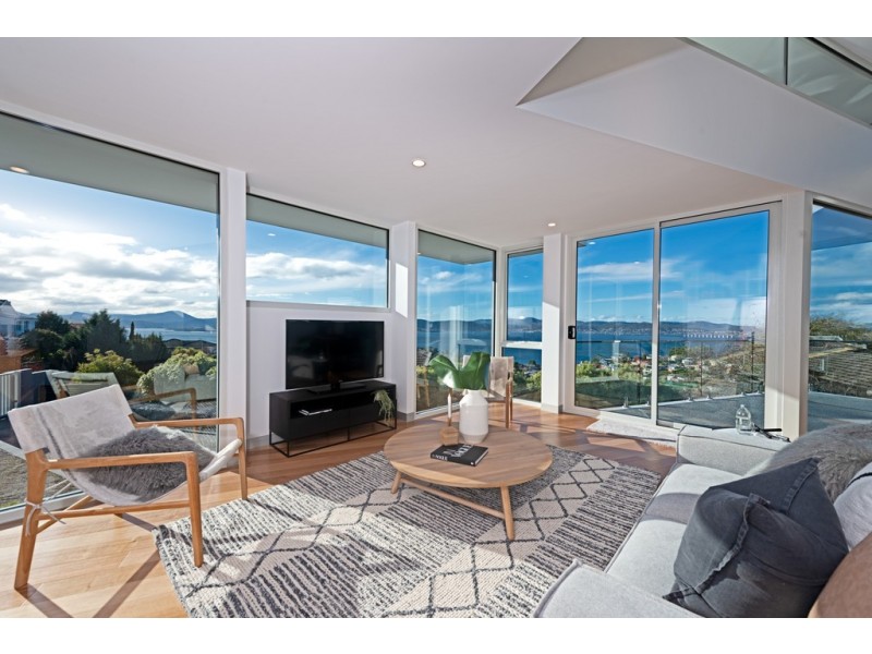 26 Shepherd Street, Sandy Bay TAS 7005