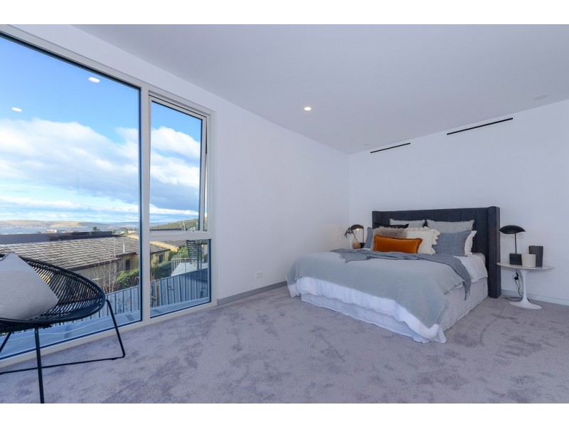 26 Shepherd Street, Sandy Bay TAS 7005