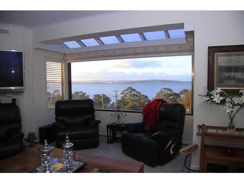 231 Channel Highway, Taroona TAS 7053