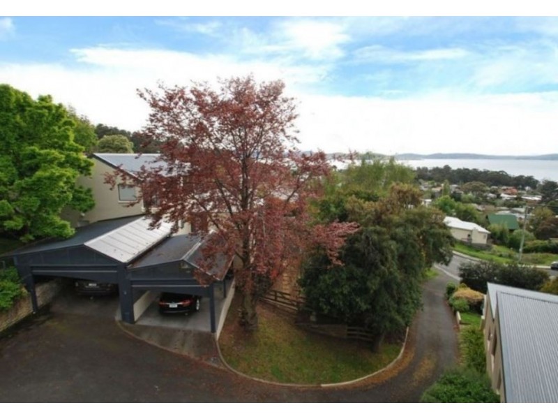 231 Channel Highway, Taroona TAS 7053