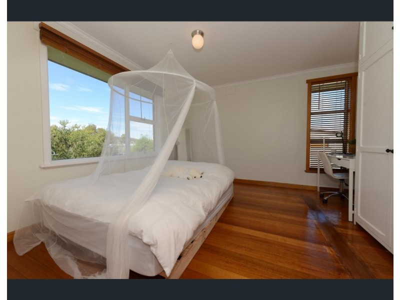 22 Banjorrah Street, Howrah TAS 7018