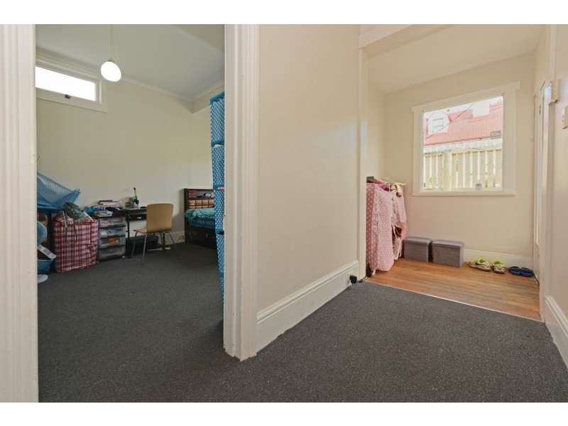 13 Grosvenor Street, Sandy Bay TAS 7005