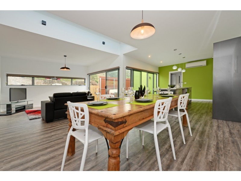 2/5 Rushwood Court, Lenah Valley TAS 7008