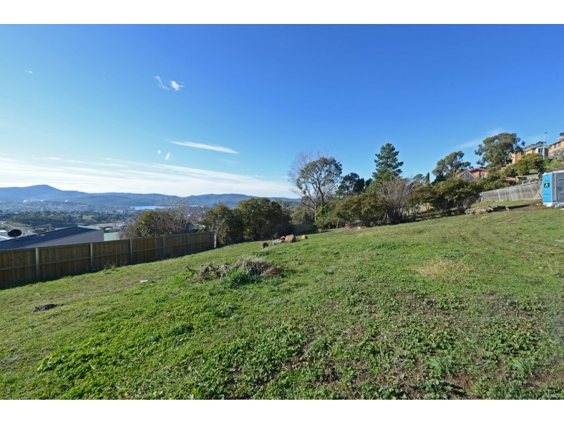 48 Pottery Road, Lenah Valley TAS 7008