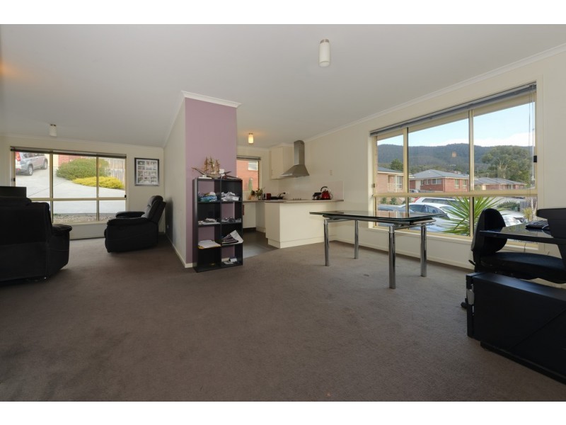 10/3 Russell Road, Claremont TAS 7011