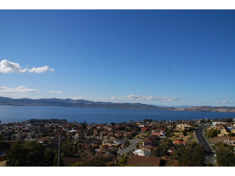 21 Ascot Avenue, Sandy Bay TAS 7005
