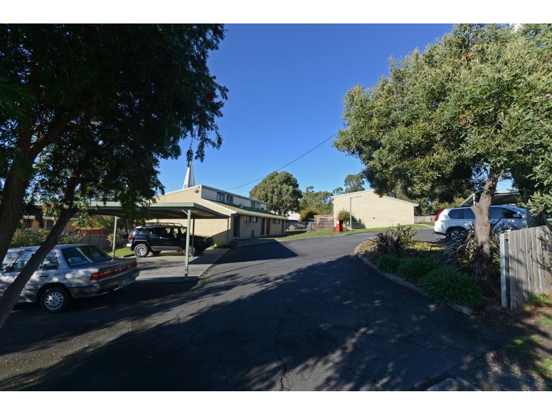 2/30 Maranoa Road, Kingston TAS 7050