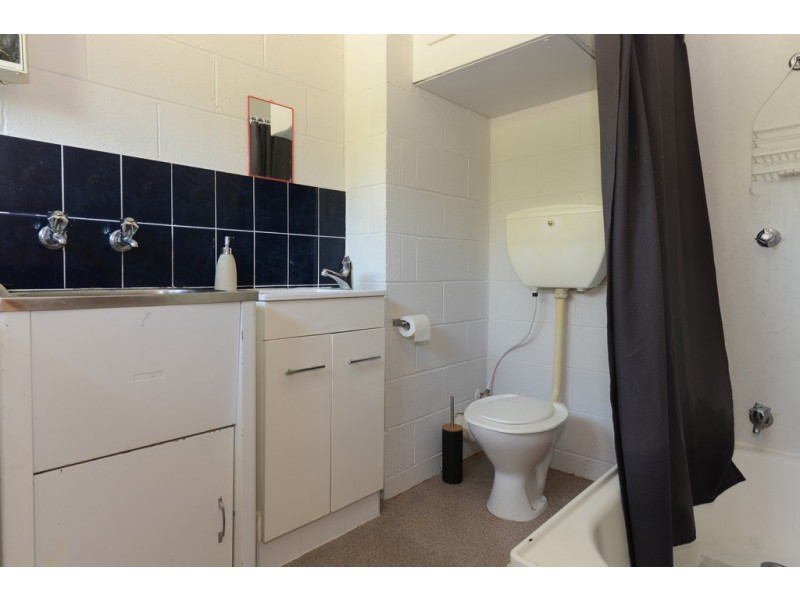 2/30 Maranoa Road, Kingston TAS 7050