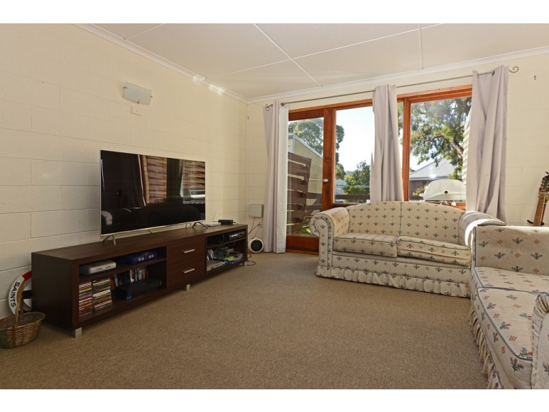 2/30 Maranoa Road, Kingston TAS 7050