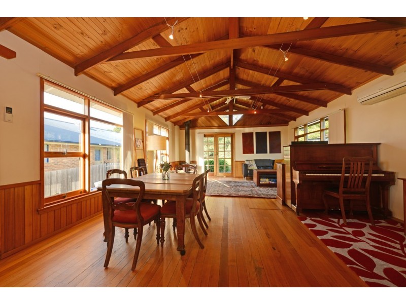 12 Garnett Street, Blackmans Bay TAS 7052