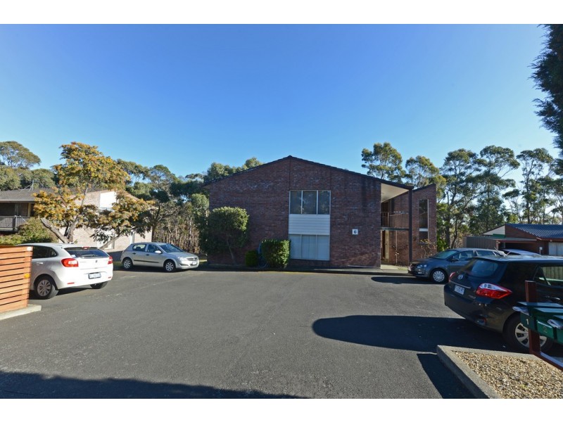 4/6 Onslow Place, Mount Nelson TAS 7007