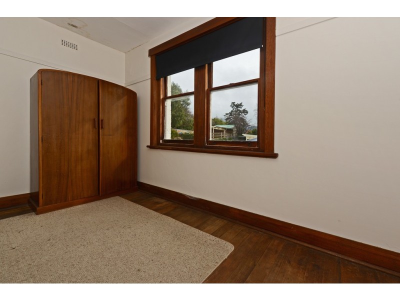 46 Augusta Road, Lenah Valley TAS 7008