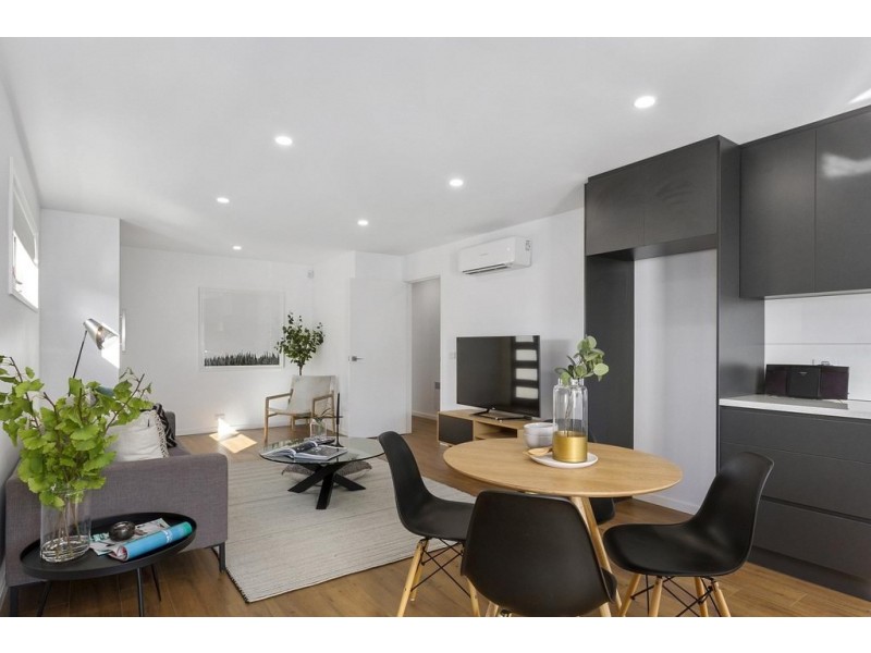 1/11 Balanada Street, Lauderdale TAS 7021
