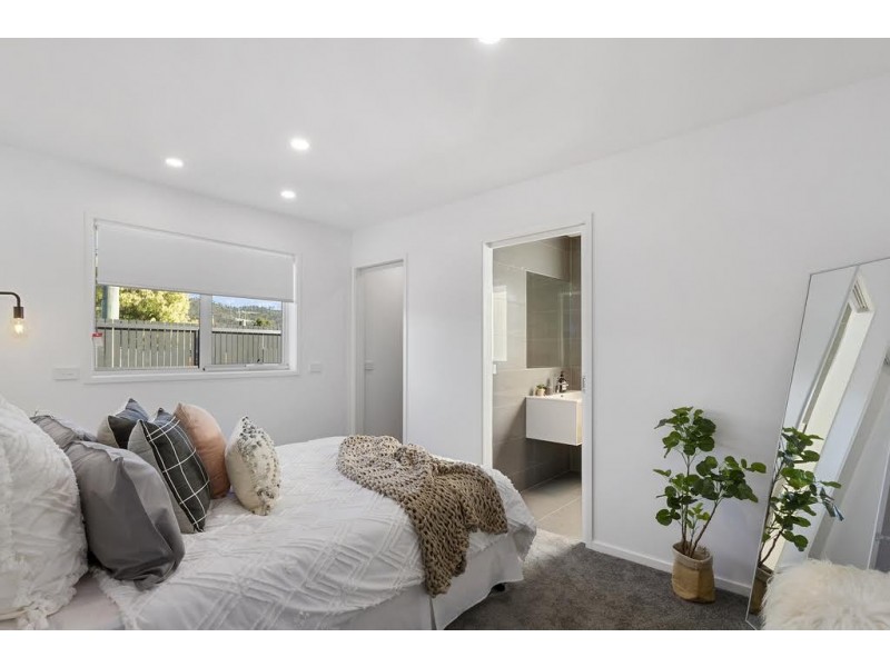 1/11 Balanada Street, Lauderdale TAS 7021