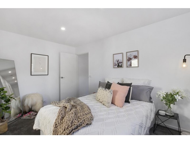 1/11 Balanada Street, Lauderdale TAS 7021