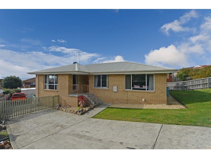98 Branscombe Road, Claremont TAS 7011