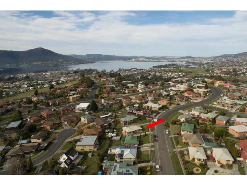 98 Branscombe Road, Claremont TAS 7011