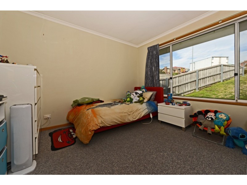 98 Branscombe Road, Claremont TAS 7011