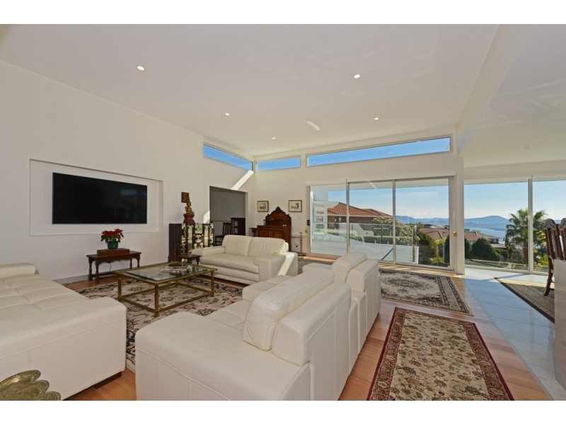 30 Shepherd Street, Sandy Bay TAS 7005