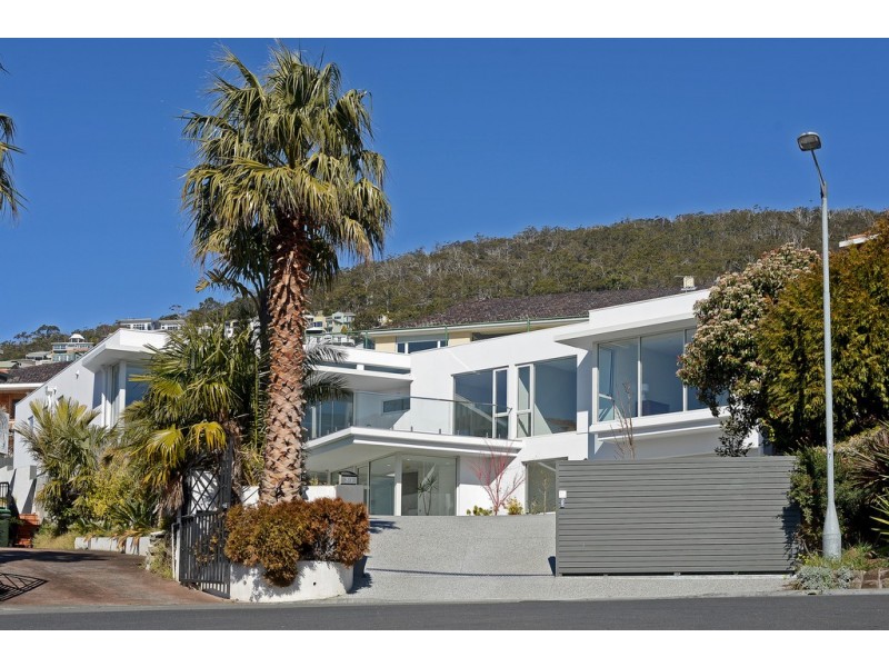 30 Shepherd Street, Sandy Bay TAS 7005