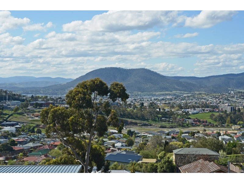 3 Rosehill Crescent, Lenah Valley TAS 7008