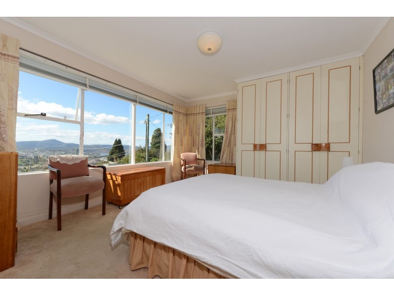 3 Rosehill Crescent, Lenah Valley TAS 7008