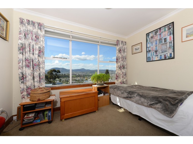 3 Rosehill Crescent, Lenah Valley TAS 7008