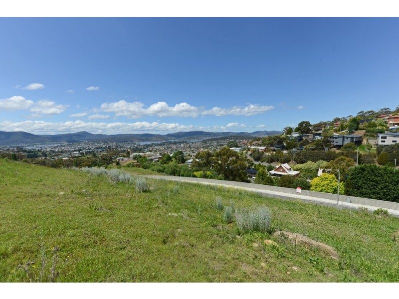 77 Athleen Avenue, Lenah Valley TAS 7008