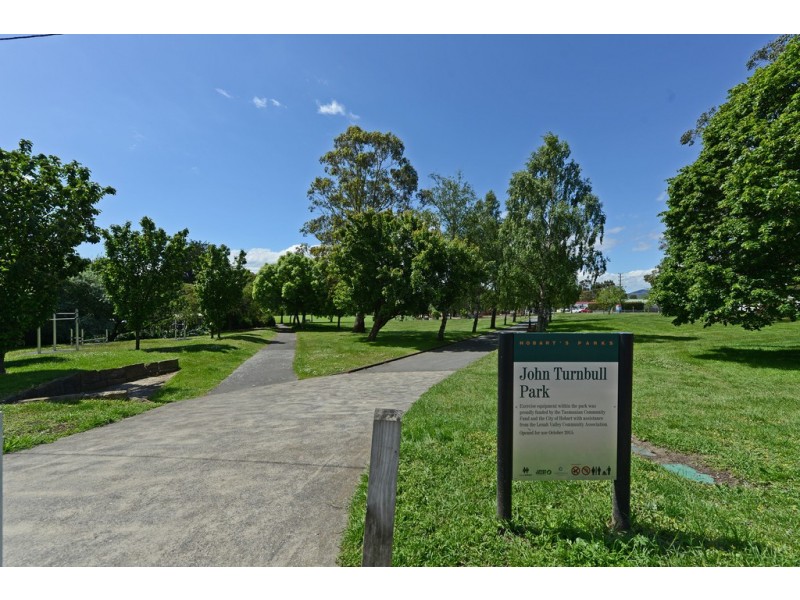 77 Athleen Avenue, Lenah Valley TAS 7008