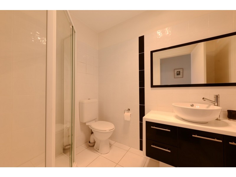 2/10 Marana Avenue, Rose Bay TAS 7015