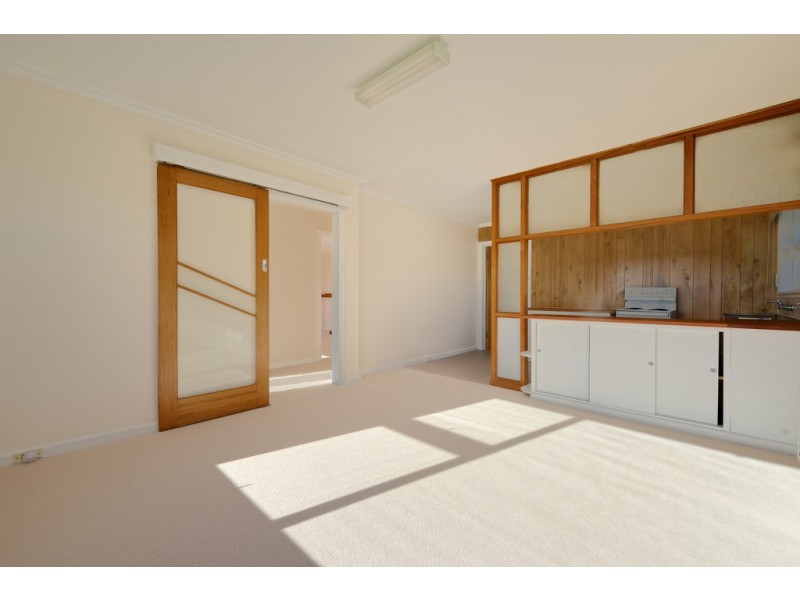 15 Wendover Place, New Town TAS 7008