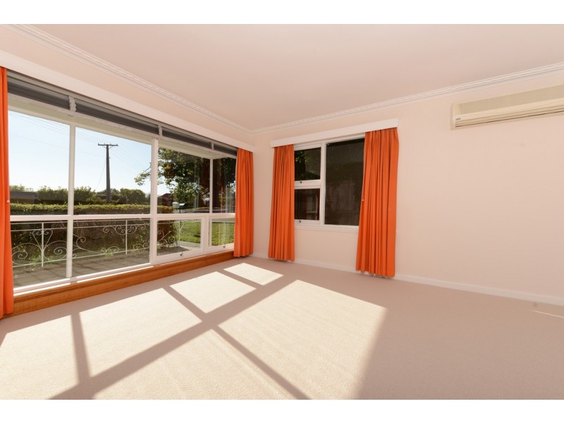 15 Wendover Place, New Town TAS 7008