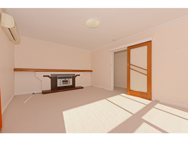 15 Wendover Place, New Town TAS 7008