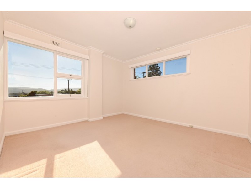 15 Wendover Place, New Town TAS 7008