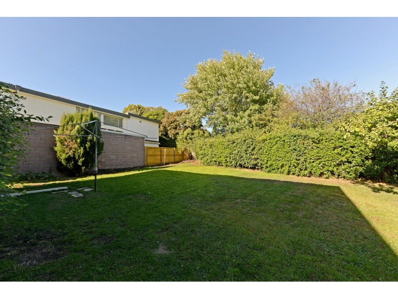 15 Wendover Place, New Town TAS 7008