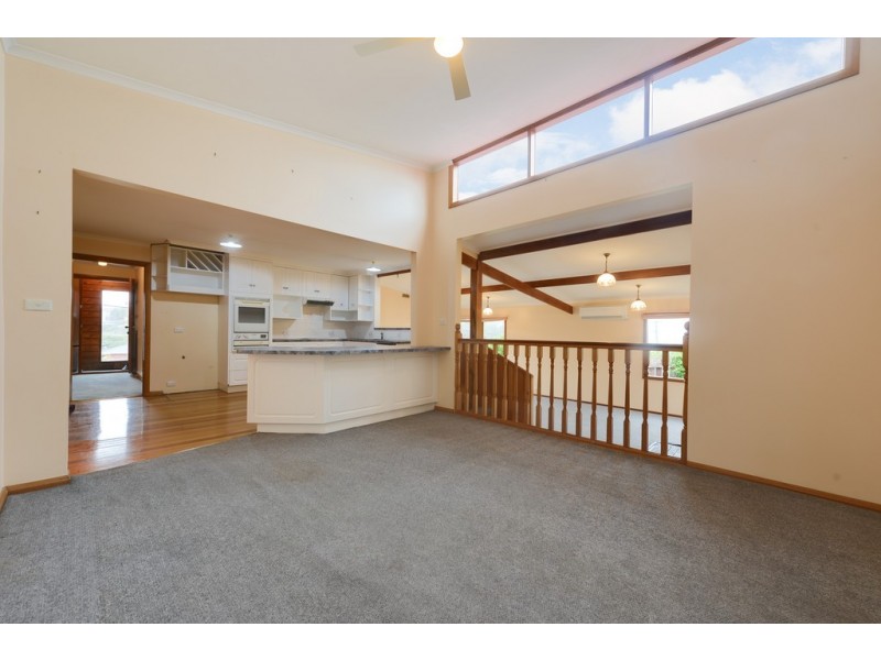 15 Russell Road, Claremont TAS 7011