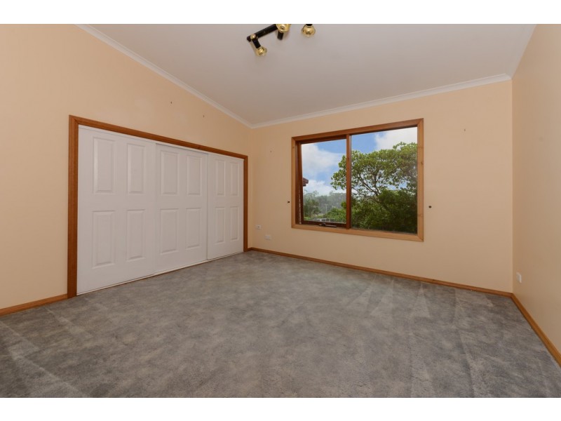 15 Russell Road, Claremont TAS 7011